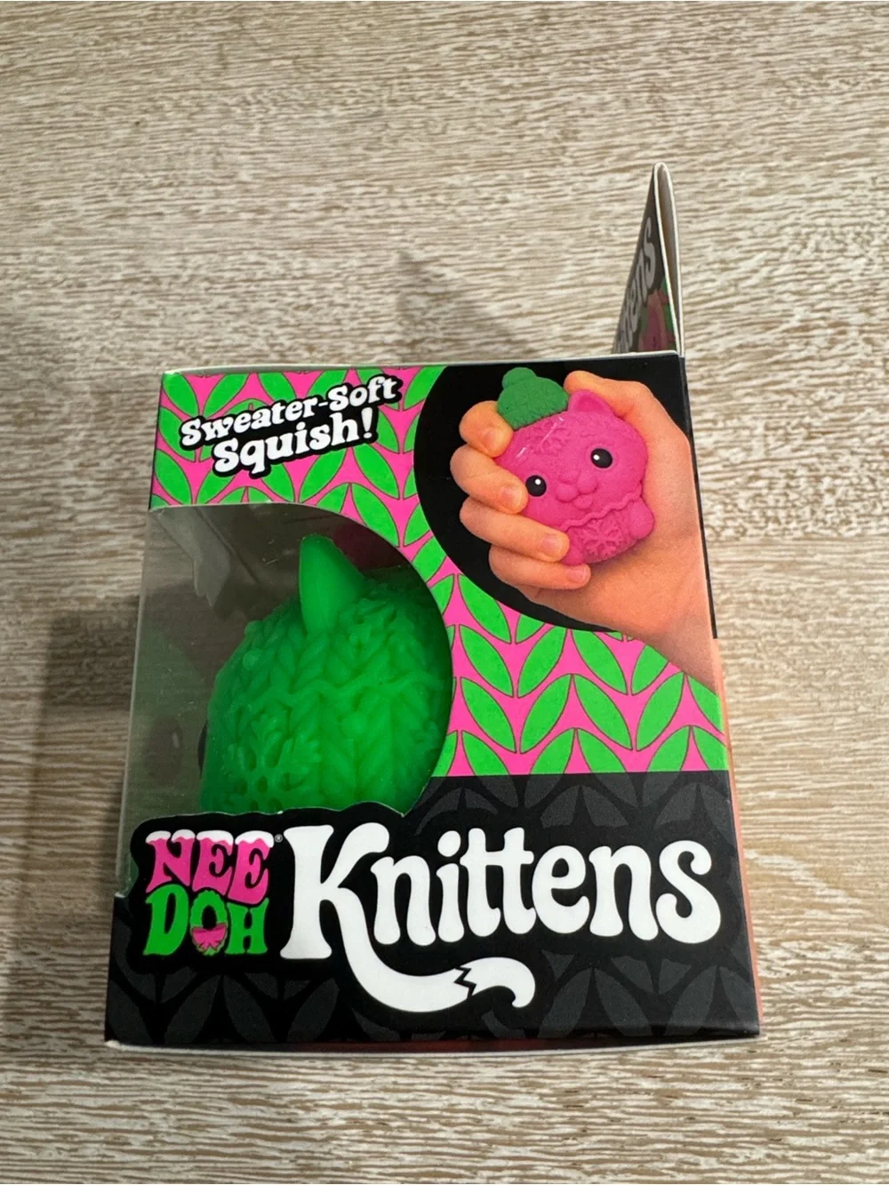 NeeDoh Knittens Sweater-Soft Squish - Green with Pink hat